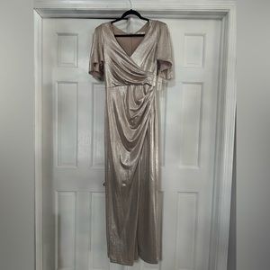 New with Tags gold shiny formal Eliza J dress